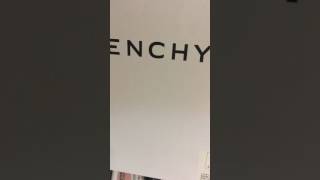 Givenchy 2017 新春福袋大公開！！