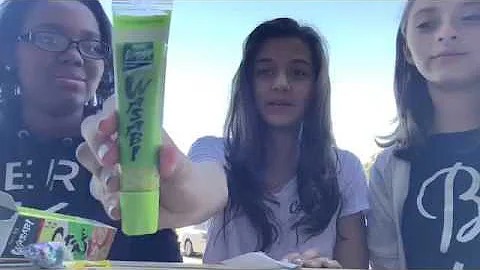 TRYING RANDOM FOOD | JULIANNE SANDERS