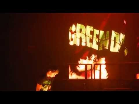 5SOS 'Everything I Didn't Say' Live