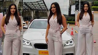 Actress Catherine Teresa Launches The Limousine Cabs In Hyderabad Filmyfocus