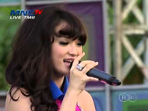ZASKIA Live At Inbox (19-09-2012) Courtesy SCTV - 1000 Alasan