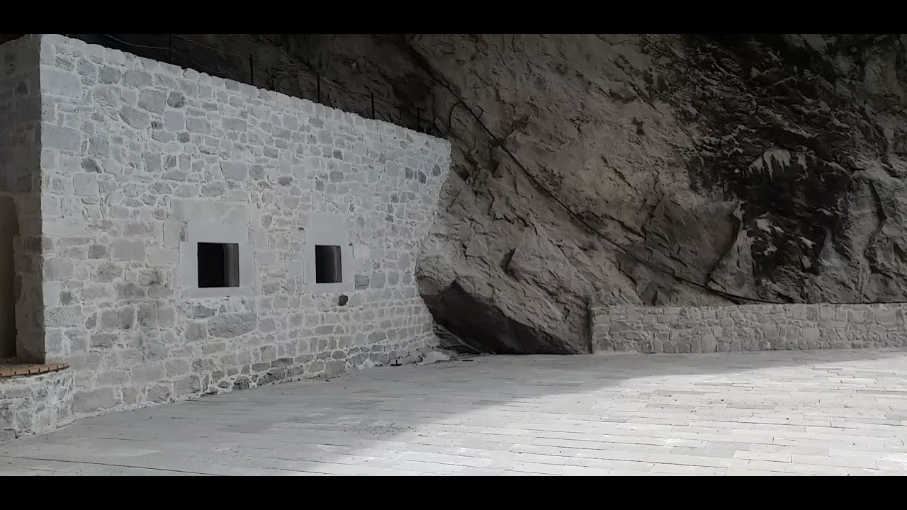 Şebinkarahisar Meryemana Manastırı