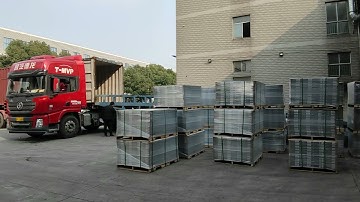 SPC Vinyl Flooring Loading Containers