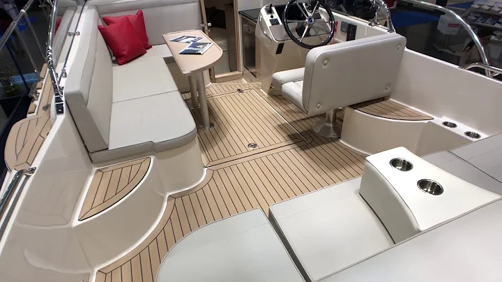 Intender 950 - a new flagship for the walkaround's range of the Dutch Interboat shipyard