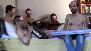 The Hidden Cameras - Do I belong? (Im Bett mit uMag)