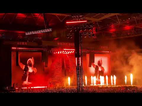 Morni Live by Diljit Dosanjh Wembley Stadium Concert 