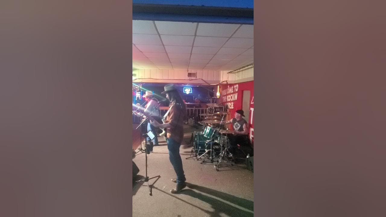 ROCKIN HORSE SALOON MINOT ND!!🥁💪 YouTube