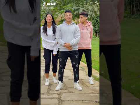 أنا شفت واحده وشفت التانيه بس شفت مريم ولوجي عمر اوزو تيك توك