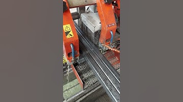 Uzay UMSO dayamalı şerit testere 60x40x3 mm profil kesim işlemi