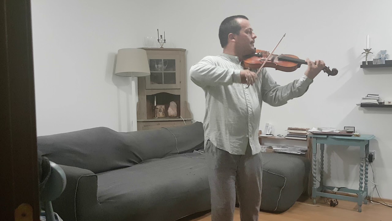 Original Paraphrase on "Sadegurer Khusidl" in E Avabah Rabah Mode performed by Daniel Mihai