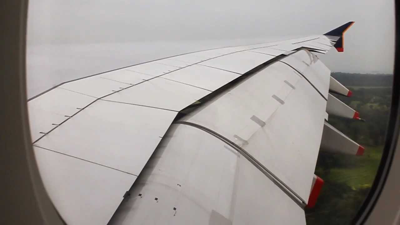 Singapore Airlines Airbus A380 Landing - Singapore (SQ 232)