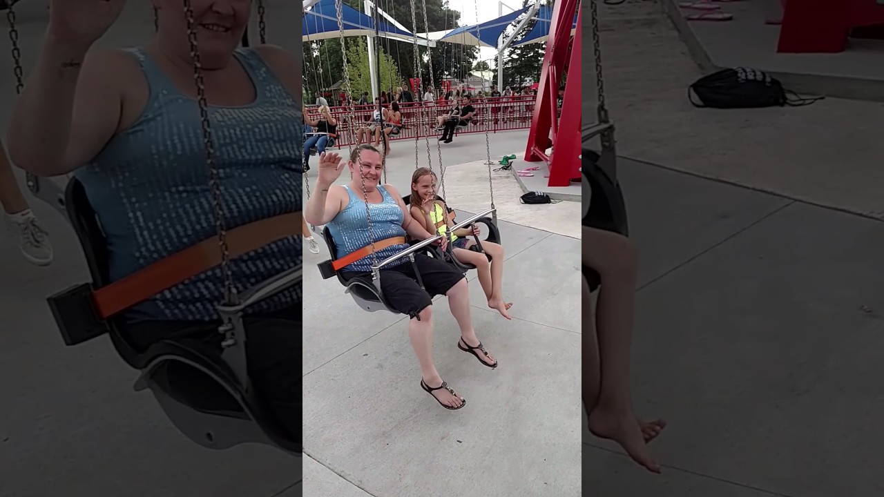 Northern star Swing Valleyfair