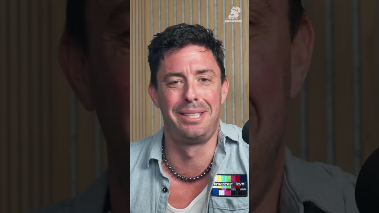 Любой, кто называет себя сторонником демократии, не должен менять одну форму нелиберализма на дру...