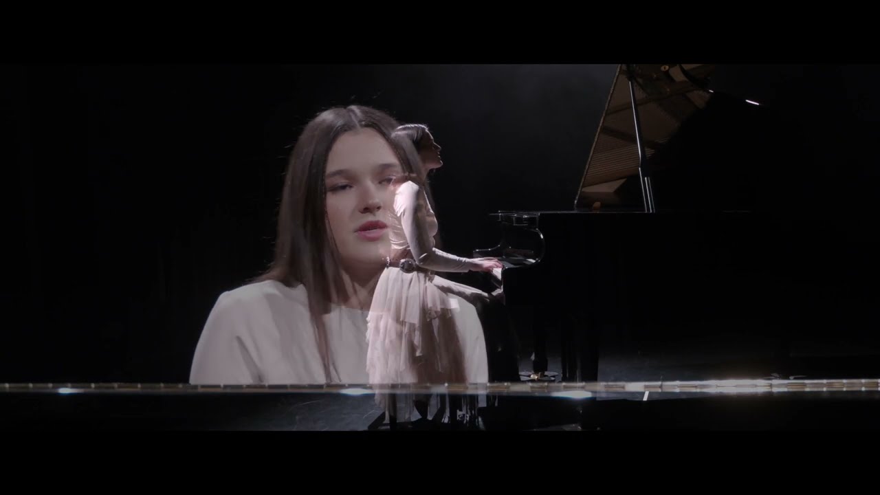 Maja Bogucka - Księżyc