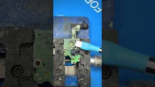 Mobile phone repair tools: This way, you won't have to worry about the charging port being damaged