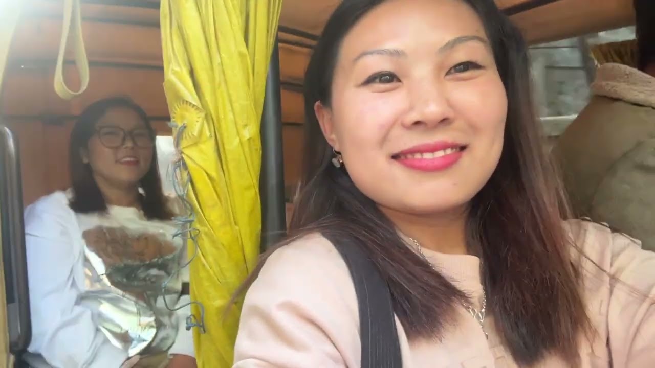 Travelled vlog with sisters🚎