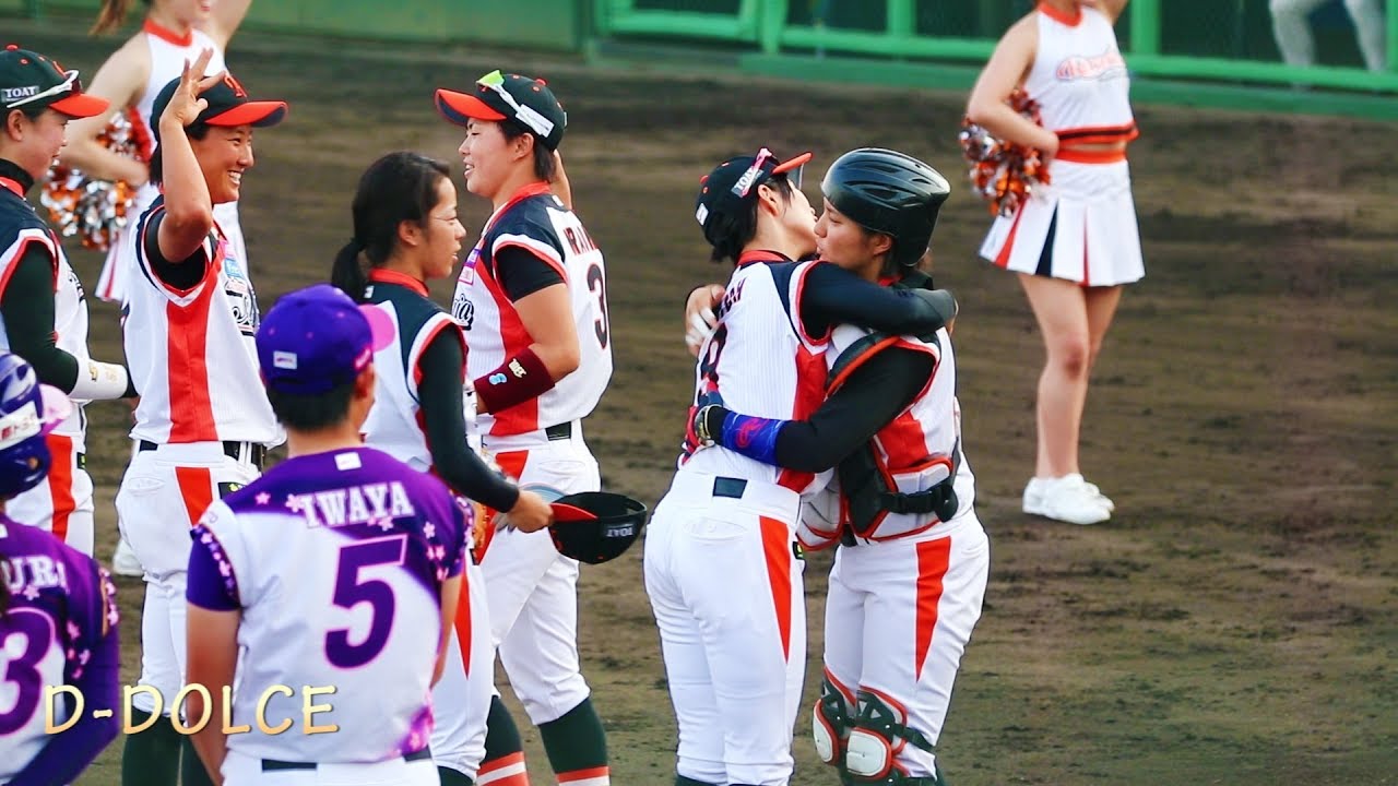 女子プロ野球 かわいい過ぎ プレーでは見せない表情 埼玉アストライア スターティングメンバー発表 18 06 22 Youtube
