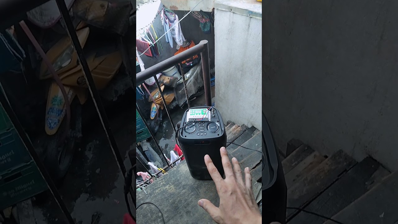 solar powered Bluetooth speaker 🔊