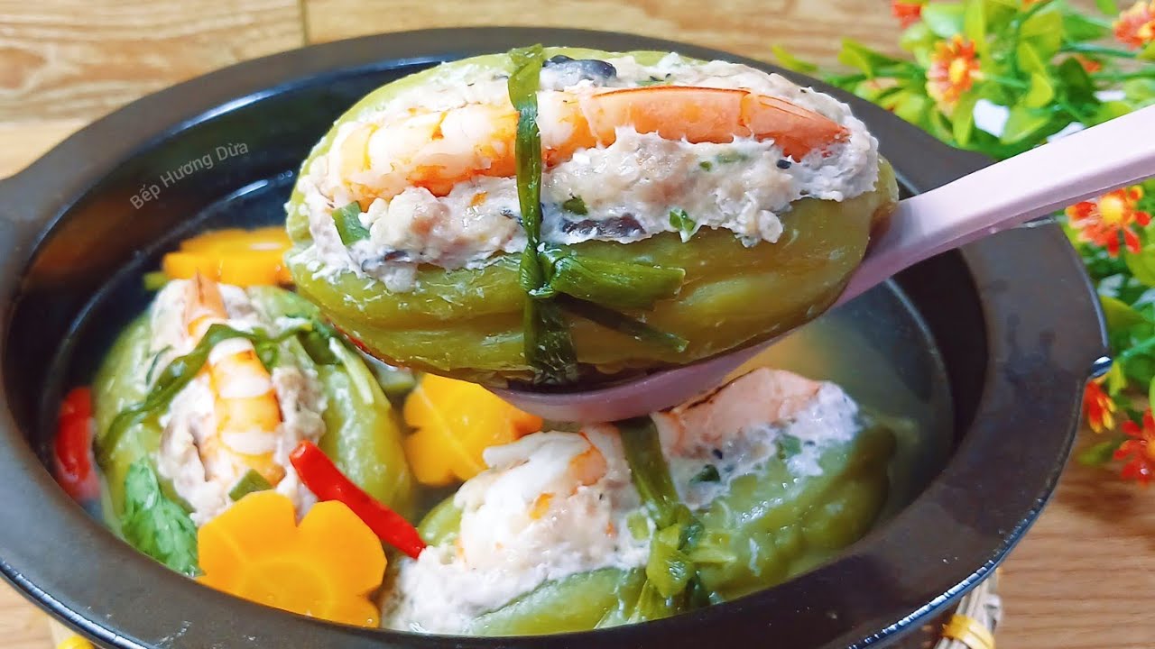 CANH KHỔ QUA NHỒI TÔM THỊT- Cách Nấu Canh Khổ Qua Mềm Ngon Cho Ngày Tết - Bitter Melon Soup