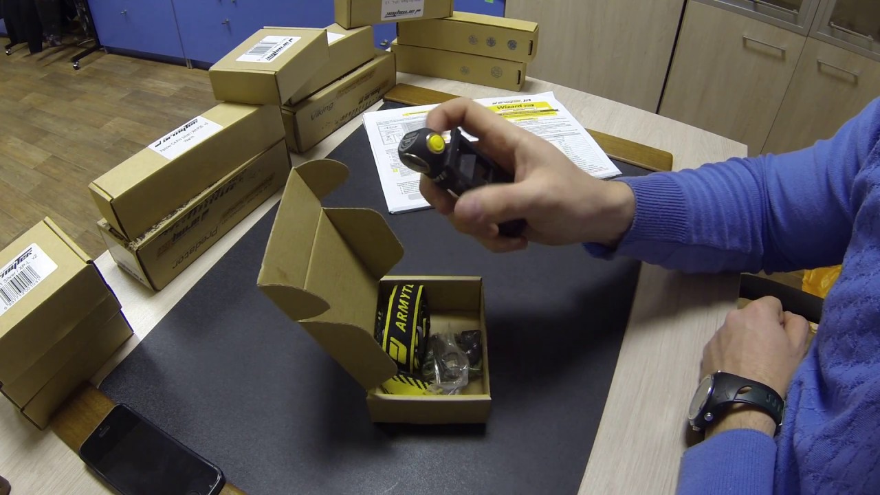 Обзор Armytek Wizard Pro v3 с светодиодом XHP50 YouTube