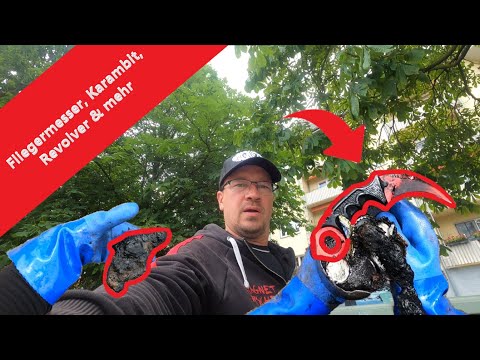 Revolvers, karambits, aviator knives & more! New collaboration + discount | MaScottchen & Co. Mag...
