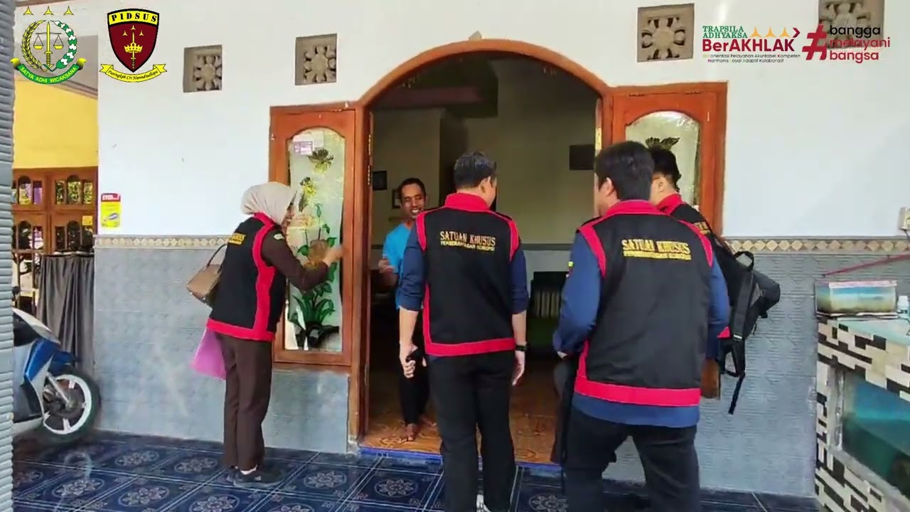 TIM PENYIDIK MELAKUKAN PENGGELEDAHAN RUMAH TERSANGKA A. DALAM PERKARA TIPIKOR KREDIT FIKTIF