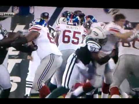 Calvin Pace Big Hit on Eli Manning New York Jets vs New York Giants 2010 Preseason