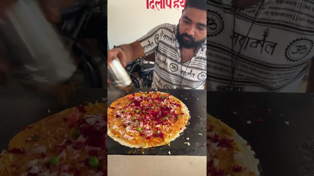 Hardworking Young man selling masala dosa | 