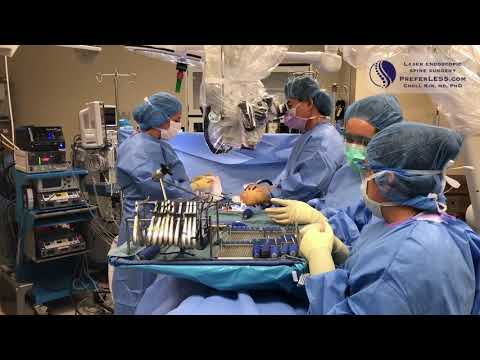 Video: Hva Er En Herniated Plate