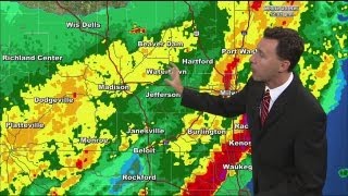 Storm Team 4: Thunderstorms hit Southeast Wisconsin