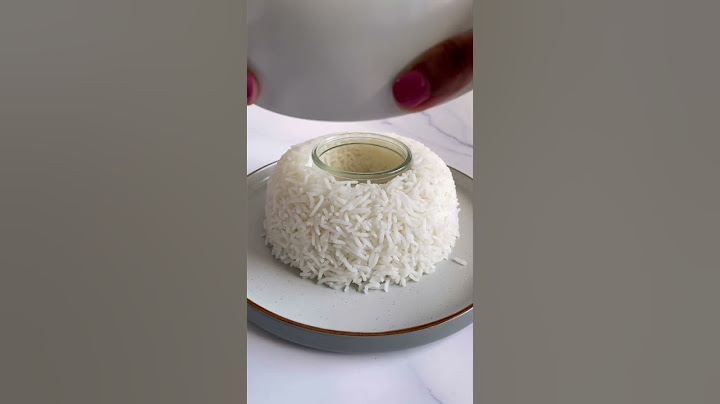 Plate up your rice dish so it forms a bowl with the Thai basil chicken in the middle #recipes