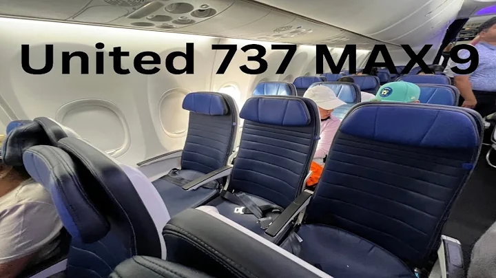 United Economy Class Review (Newark EWR to Cancun CUN) Boeing 737 MAX 9