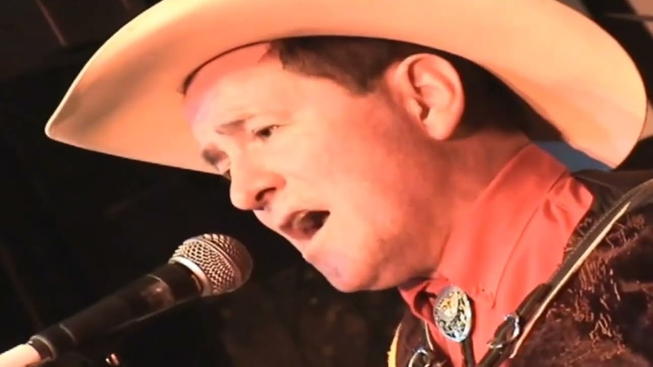 Los Manantiales - Camino Sin Regreso (Video Oficial)