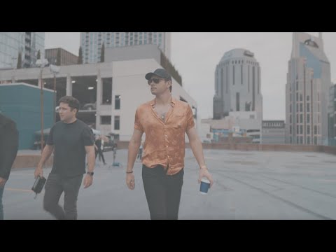 Matt Stell - That Ain't Me No More (Behind The Scenes From The Kelly Clarkson Show)
