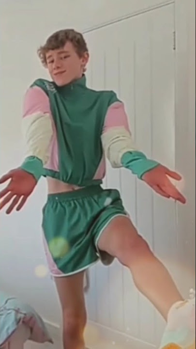 Adorable sexy sporty 🔥#Rourke #outfit #streamer #twitch #prettyboy #sportytwink