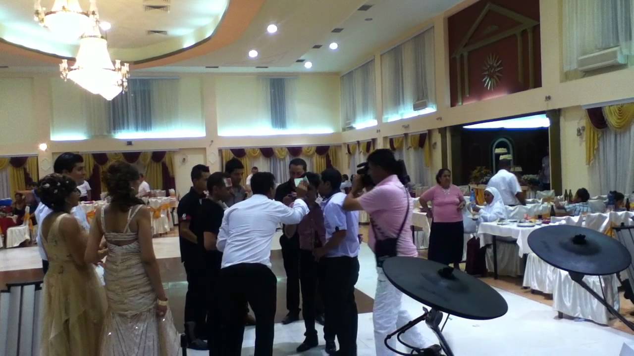 Ahmet & Bernat  Show Gazoza  2011-2012