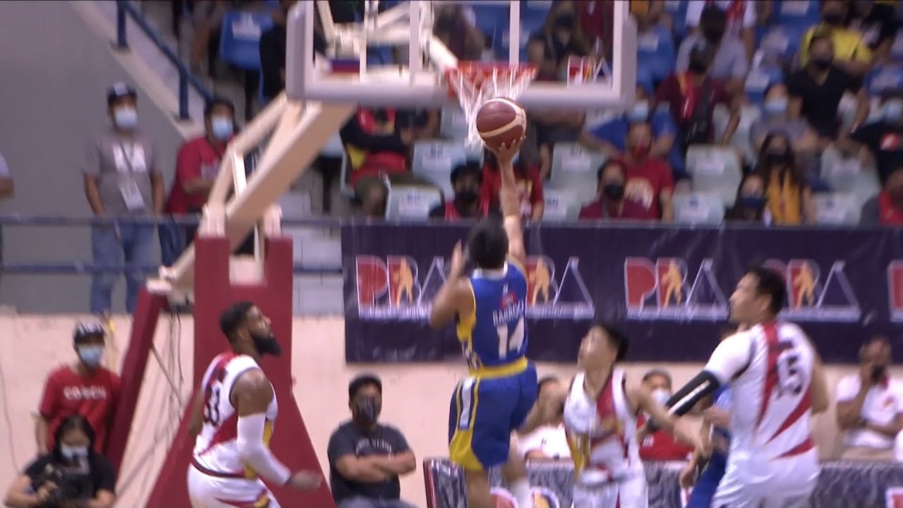 Mark Barroca smooth move | PBA Governors' Cup 2021
