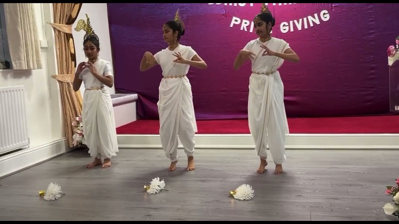 #thames #buddhist #vihara #damma school #prize giving #poojadance #london ❤️🇬🇧