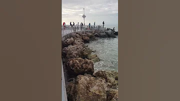 LIVE ON THE SOUTH JETTY AT JUPITER INLET 