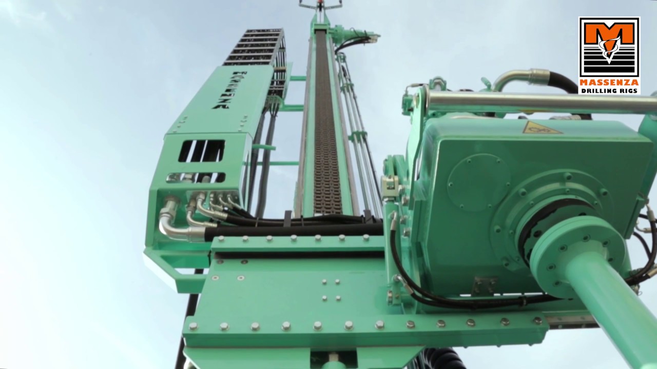 Massenza MI12 drilling rig: 350 m water wells by mud and air