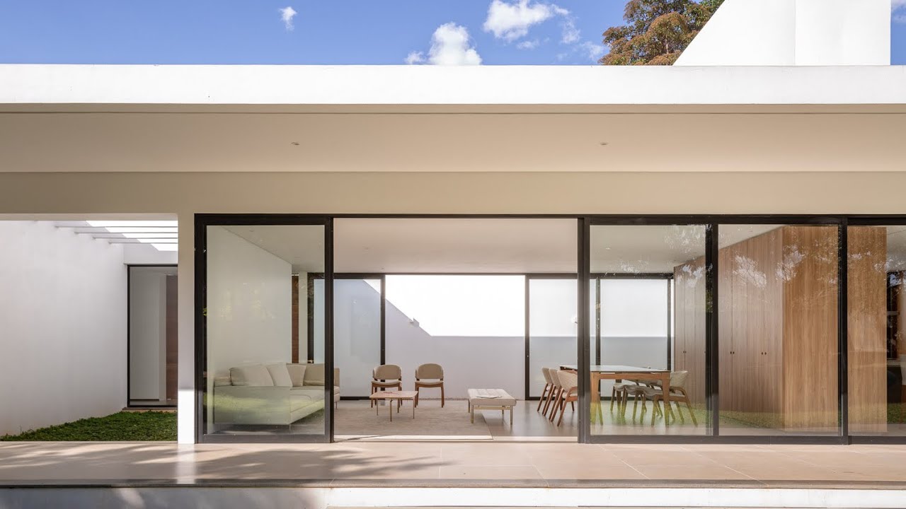 Modern Minimalist House Tour | Elegant Architecture & Interior Design ...