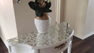 D I Y Restoration Mirrored Hall Table D I Y Restoration Mirrored Hall Table.