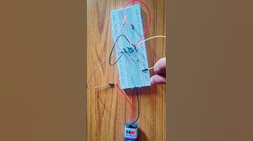 555 timer as astàble multivibrator