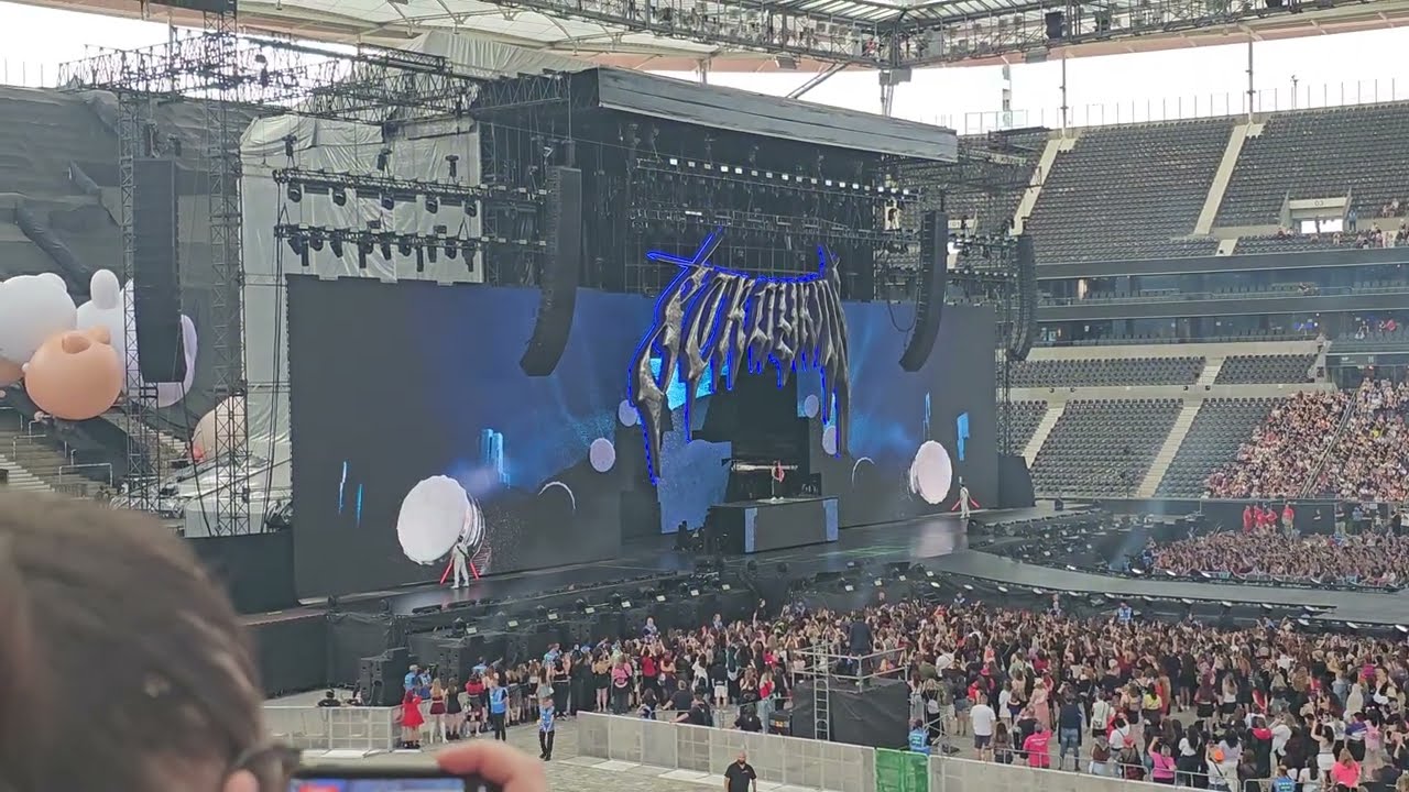 Intro + Mountains | Stray Kids - Frankfurt 15.07.2025 [4K]