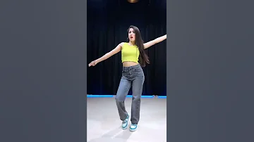 Mr Khiladi Chahiye Shorts 