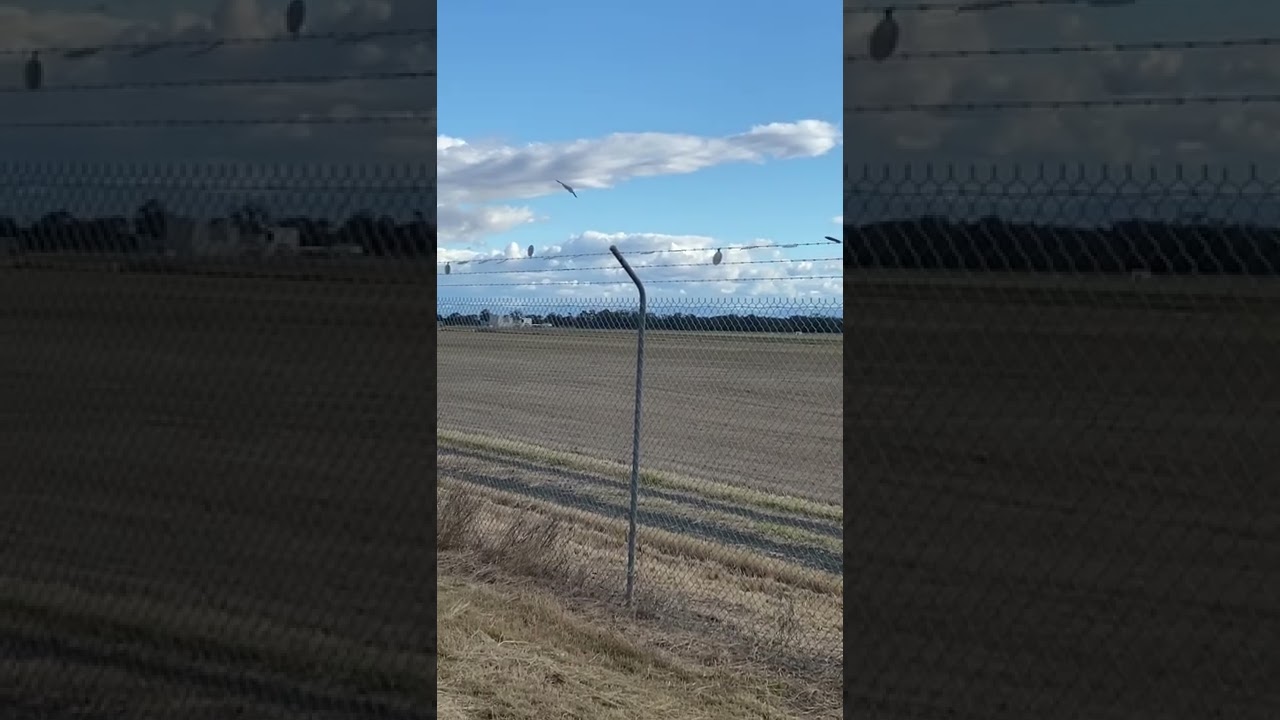 B2 stealth bomber not so stealthy after doing touch and go.