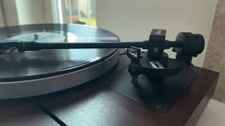 Download Lagu Joni and Jaco on Thorens TD 320 mk2 with TP90 tonearm and Ortofon 2M Bronze. MP3