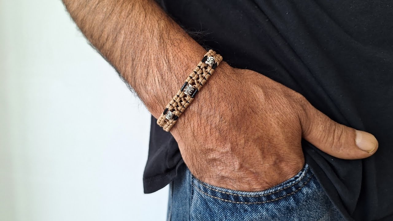 ぶんちゃん✳️vintage調cord bracelet leather &key ぶんちゃん✳️vintage調cord bracelet leather &key