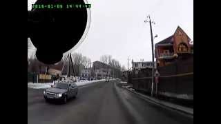 Алматы. Странные знаки ЖД переезда 20150105 1444