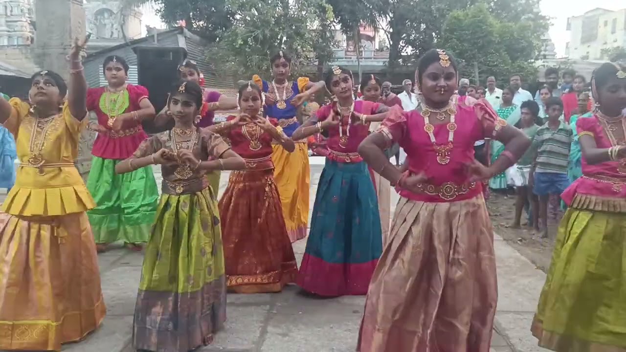 Feb 15 2026 Shivarathri @thittakudi Shivan kovil.. Shivani's dance❤️😍